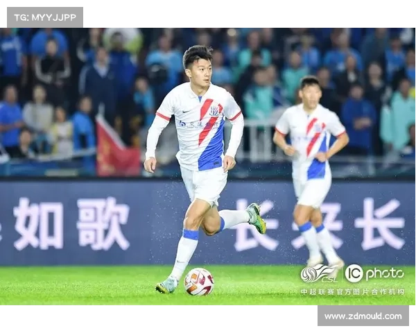申花客战深圳阵容揭秘!阿马杜替补待命,朱辰杰带伤首发成关键 申花客战深圳阵容揭秘!阿马杜替补待命,朱辰杰带伤首发成关键