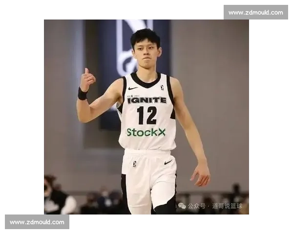 名记曝曾凡博签约篮网!中国新星官宣冲击 NBA,合同细节与伤病隐情全解析 名记曝曾凡博签约篮网!中国新星官宣冲击 NBA,合同细节与伤病隐情全解析